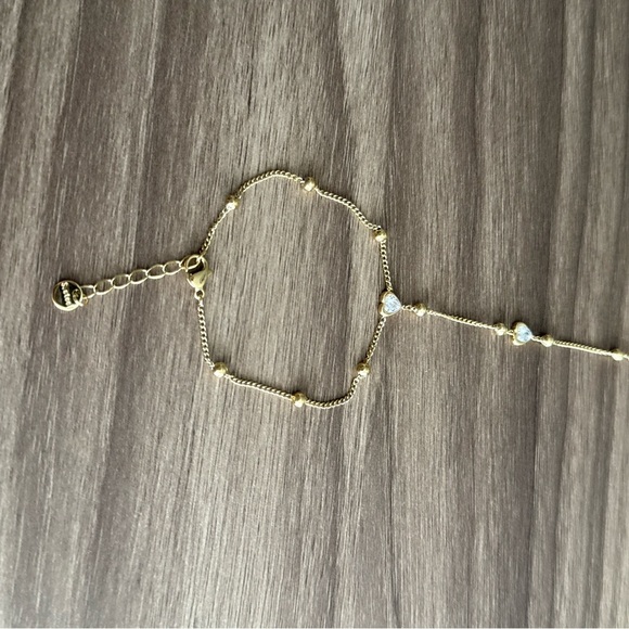 Heart Hand Chain Bracelet Q916 - Picture 3 of 4